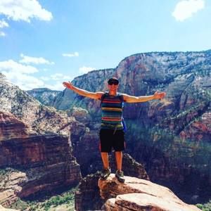 Meet your Posher, Mina